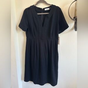 Calvin Klein short sleeve V-neck sheath dress